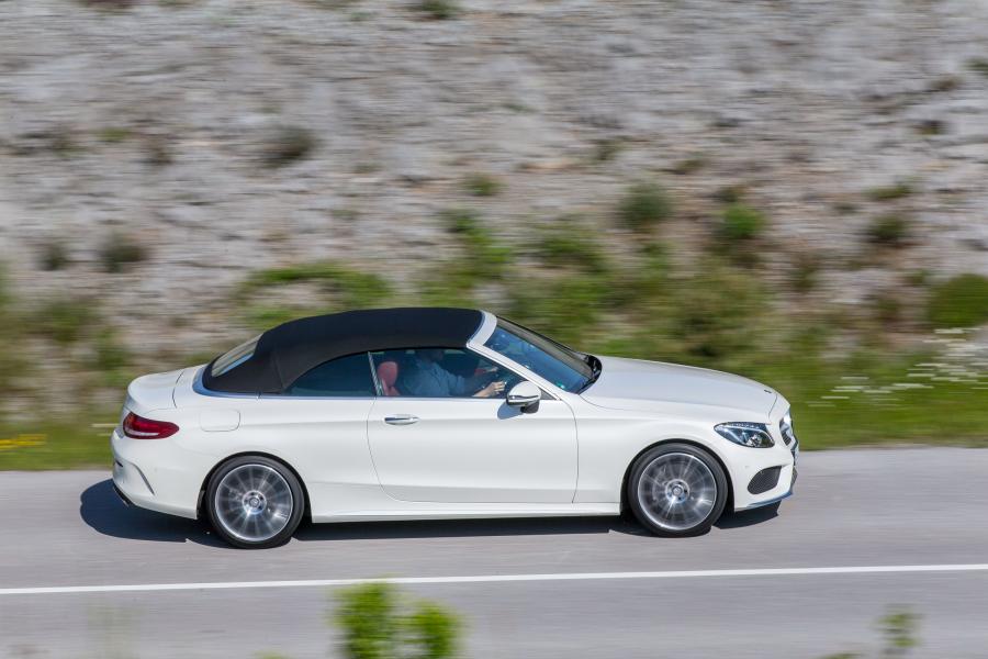  Mercedes-Benz C300 Cabriolet AMG Line 2016 года  (фото 4 из 32)